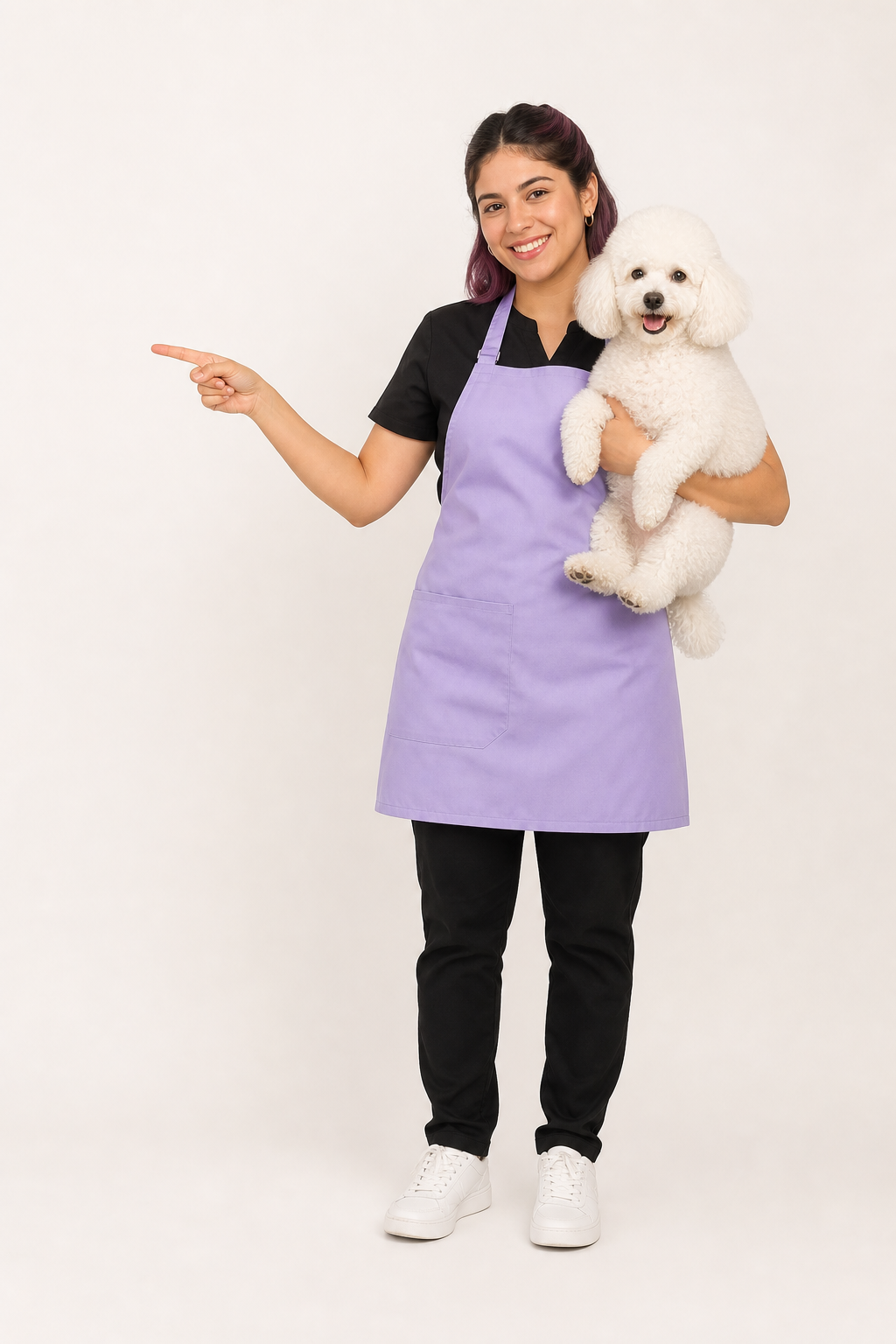 Peluquera canina con un poodle indicando el formulario